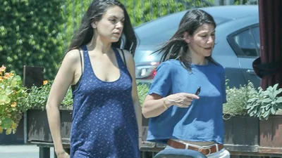 Вдруге вагітна Міла Куніс показала кругленький животик