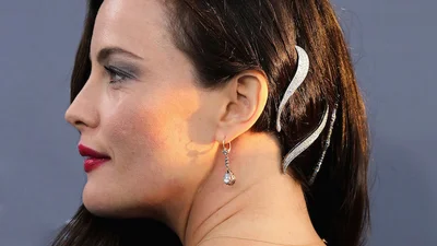 Заколки у волоссі - новий зірковий тренд