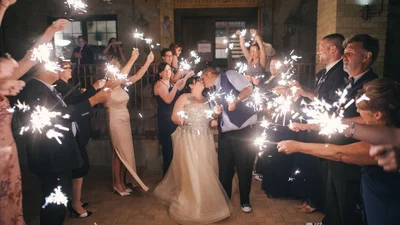 Фото з найоригінальнішого космічного весілля