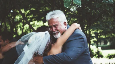 Наймиліші весільні фото, які не залишать вас байдужими