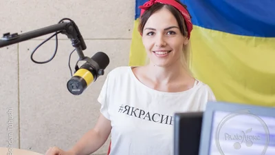 MamaRika зізналась, як програла свій перший поцілунок