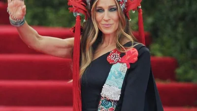 Згадати все: топ провальних нарядів зірок, які увійшли в історію