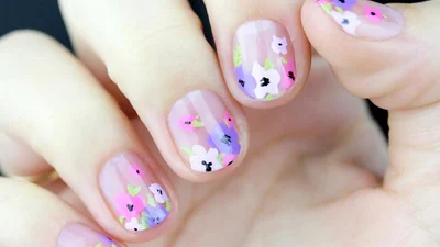 35 трендових ідей для літнього манікюру