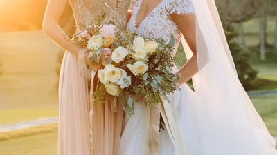 Казкове весілля: які наряди вибирають зіркові подружки наречених