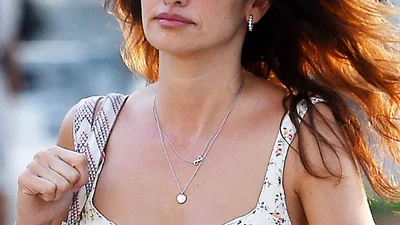 Зірковий гардероб: чим вражали зірки на цьому тижні