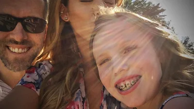 Блейк Лайвлі стала зіркою дитячого свята