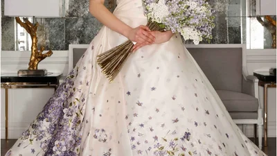 Неймовірні квіткові весільні сукні для найсміливіших наречених