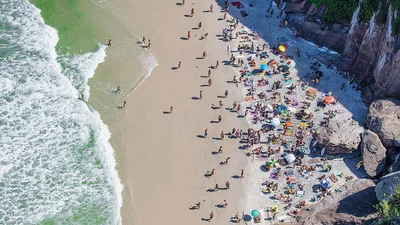 Фантастичні фото з повітря, після яких ви захочете на море