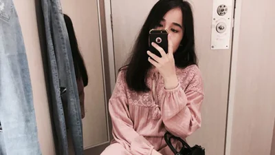 10 речей, які таємно усі жінки роблять у примірочній