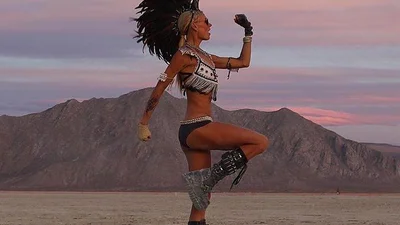 Найбожевільніші фото з фестивалю Burning Man 2016