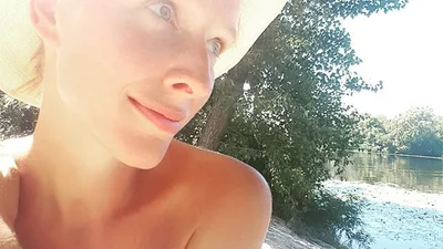 Катя Осадча показала відпочинок з коханим