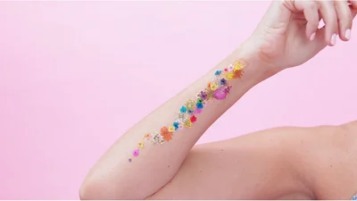 Як зробити тату з глітеру в домашніх умовах