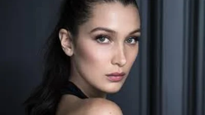 Зірковий лайфхак: Белла Хадід показала свої секрети макіяжу