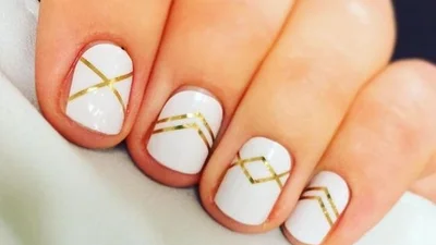 33 стильні ідеї для білого манікюру