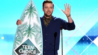 Teen Choice Awards 2016: чим приголомшили зірки на червоній доріжці