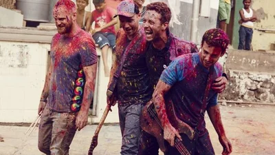 Coldplay презентували новий яскравий кліп
