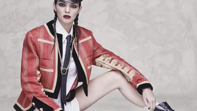 Кендалл Дженнер вразила несподіваними образами в епатажному фотосеті