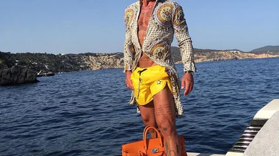 Уроки вражаючого стилю від танцюючого мільярдера