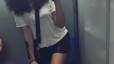 Настя Каменських захопилась своїми селфі в ліфті