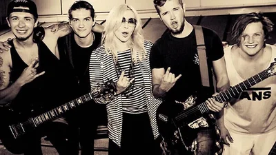 Ірина Білик відривалась на рок-концерті свого сина