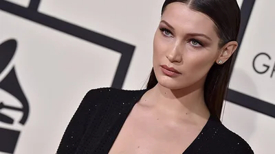 Белла Хадід показала, як робити макіяж для побачення