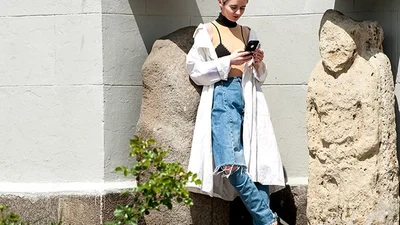 Американський Vogue назвав джинси українського дизайнера трендом осені