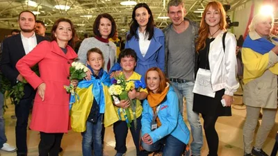 Укранські зірки красиво зустріли паралімпійців з Олімпіади