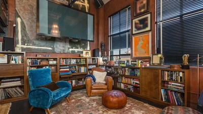 Зіркове життя: Джонні Депп продає пентхаус в Лос-Анджелесі