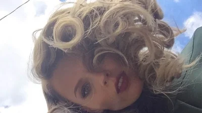 Оля Фреймут похизувалась стрункою фігурою