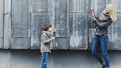 5 корисних хитрощів, як зробити гарні фото дитини на телефон 