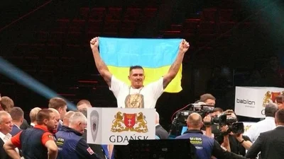 Олександр Усик став чемпіоном світу та побив неймовірний рекорд у боксі