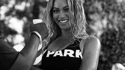 Сексуальна Бейонсе знялась у новій фотосесії власного бренду