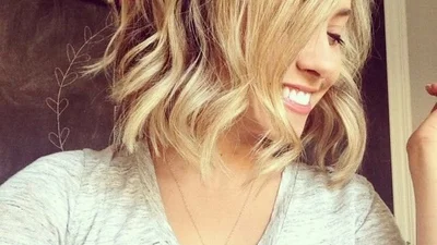 3 чудові зачіски на коротке волосся