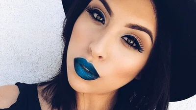 Блакитна помада - новий тренд сезону осінь-зима 2016