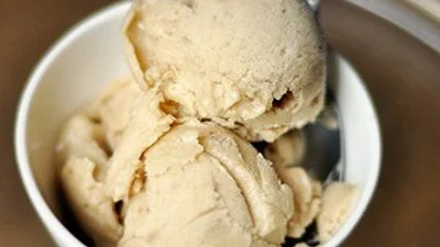 Морозиво для справжніх чоловіків: багато алкоголю і шоколад