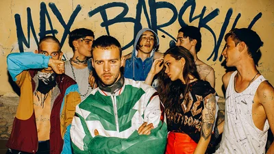 Зірки влаштували флешмоб на підтримку нового альбому Макса Барських