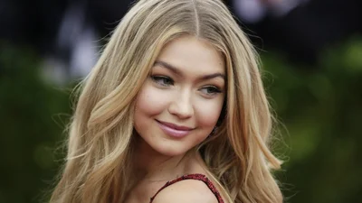 Джіджі Хадід вразила розкішним фотосетом