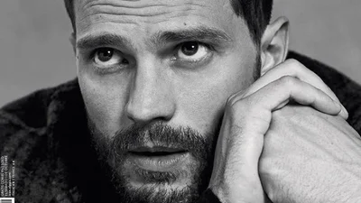 Гарячий Джеймі Дорнан у спокусливій фотосесії