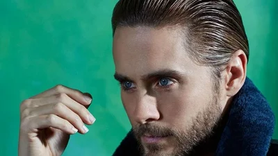 Для закоханих у Лето: Джаред на обкладинці "Warner Bros"