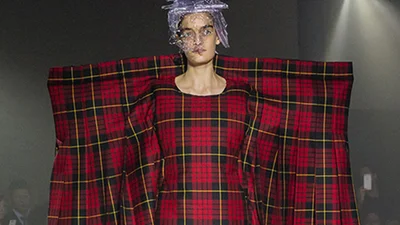 Fashion Хелловін: дивне вбрання зі світових подіумів