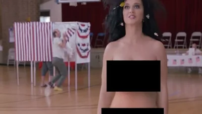 Кеті Перрі та Мадонна підуть голосувати голяка