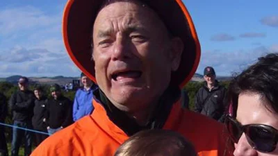 Том Хенкс чи Білл Мюррей: світ ламає голову над новою загадкою