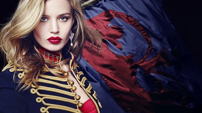 Топ-7 знаменитостей з сексуальними губами