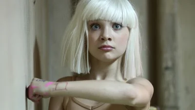 Героїню кліпу Sia визнали найвпливовішим підлітком
