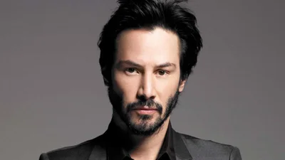 Нарешті посміхнувся: Кіану Рівз здивував прихильників новим образом