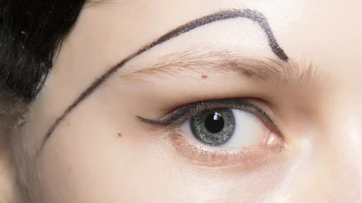 Макіяж на Хелловін, позичений з модних показів