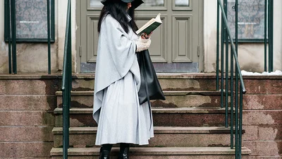 Круті способи, як носити об'ємний шарф