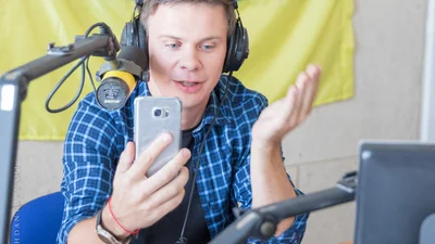 Світ навиворіт: Діма Комаров розповів те, про що ви завжди хотіли запитати