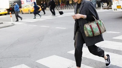 Зимовий тренд: рок-н-рольні сумки