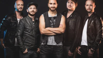 Вечірка "для своїх" : група СКАЙ відсвяткувала 15 років творчості